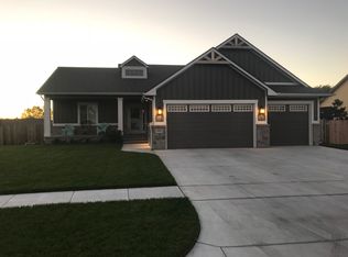 1421 S Arbor Meadows St, Derby, KS 67037