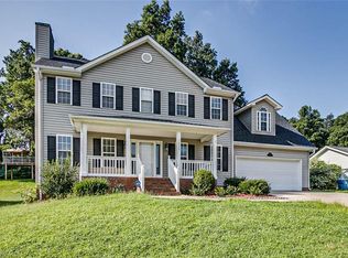3835 Hunt Chase Dr, Greensboro, NC 27407