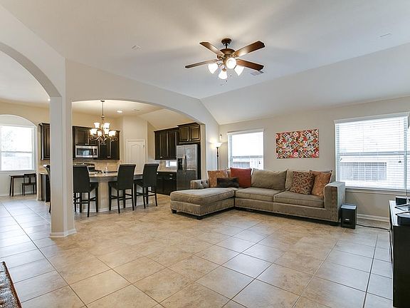4th image of 4934 Ginger Bluff Trl