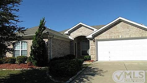 1st image of 620 Bent Oak Dr