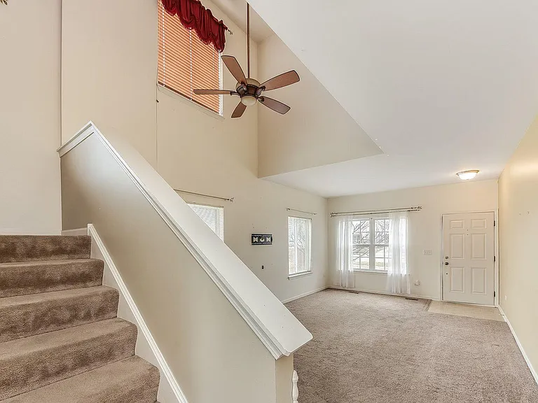 3210 Hoffman St — Photo 11