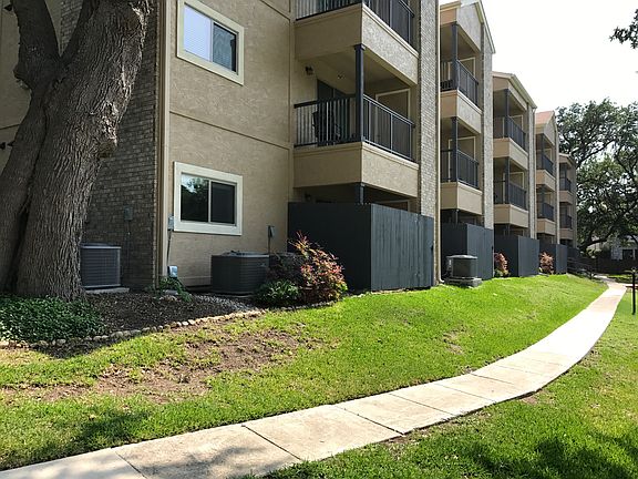 2nd image of 4111 Medical Dr