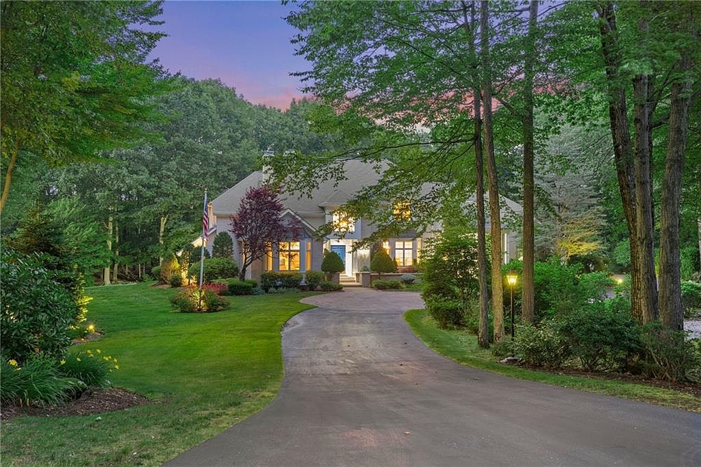 8 Preakness Dr, Lincoln, RI 02865 Zillow