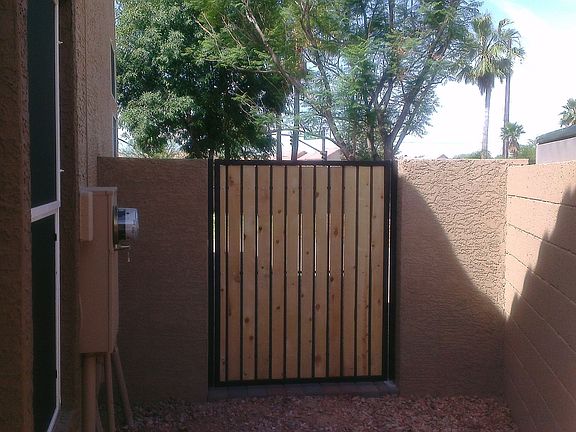 Side Gate near entrance