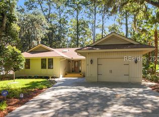 2 Sweet Gum Lane, Hilton Head Island, SC 29928
