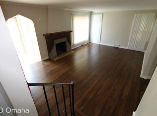 6532 N 33rd St, Omaha, NE 68112