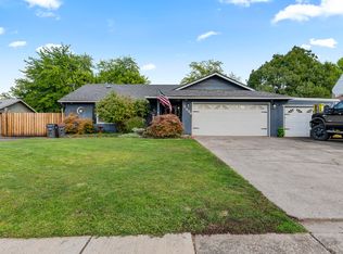 2994 Hawaiian Ave, Medford, OR 97504