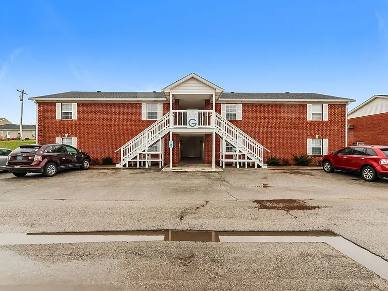 River Valley Apartments — Photo 45