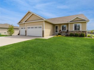 905 NW Seasons Dr, Ankeny, IA 50023