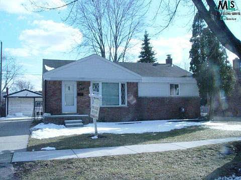 1st image of 5246 W Buchanan Ave