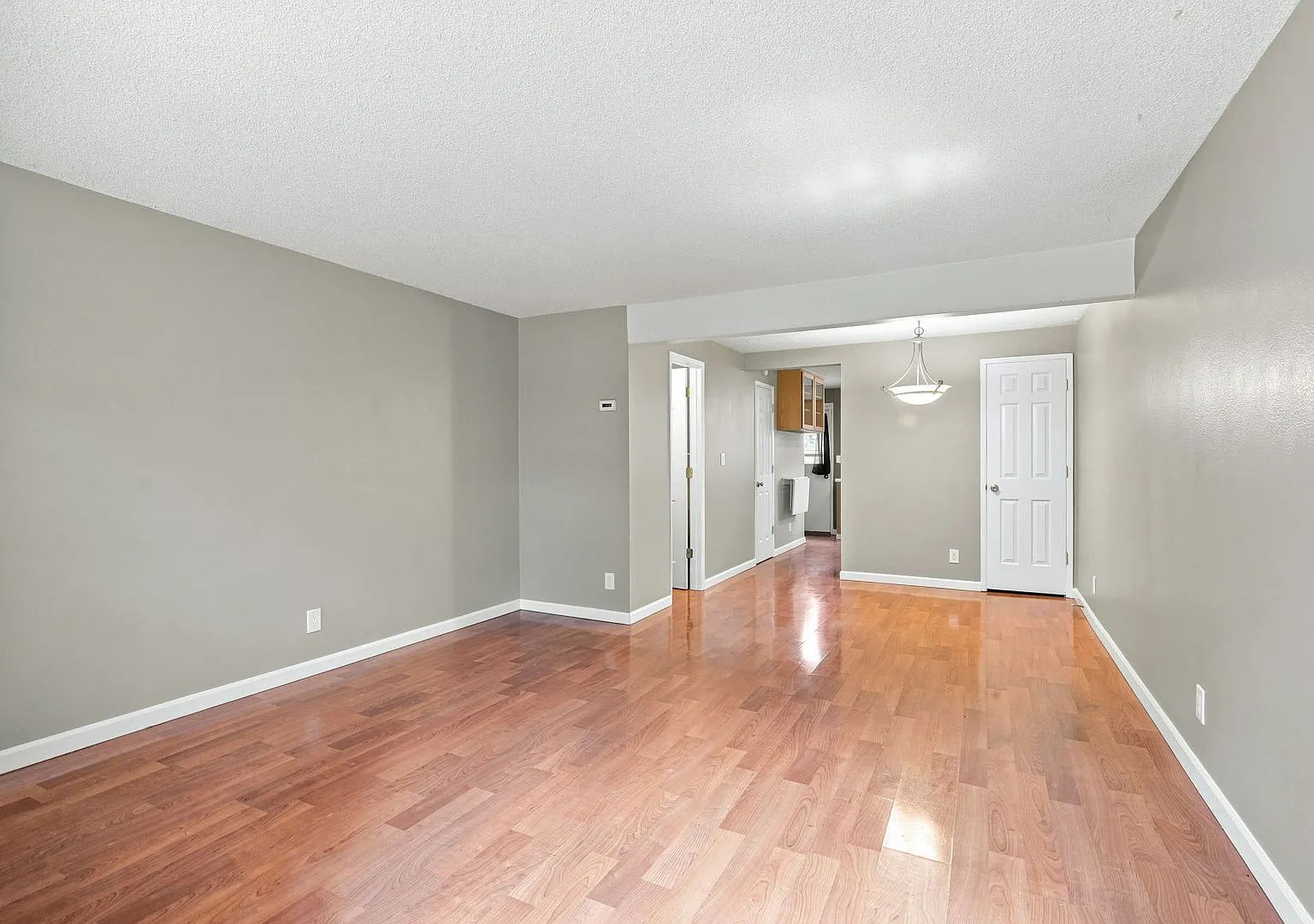 Two bedroom, 1.5 bathroom Ashland townhouse | Available now — Photo 3