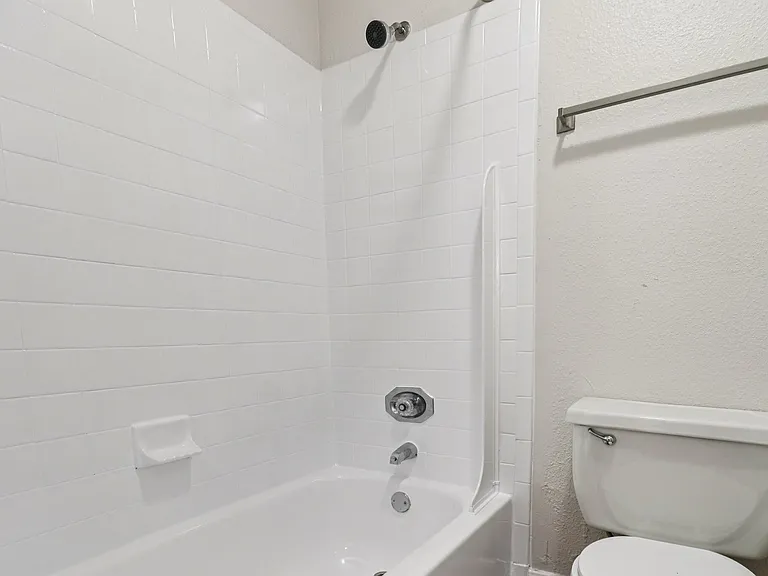 35-web-or-mls-B2DQ-S1608-017 35-web-or-mls-B2DQ-S1608-017