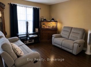 1 Caroline St #C, Kawartha Lakes, ON K9V1T2