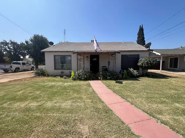 1198 E Elizabeth Way, Dinuba, CA 93618