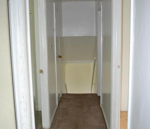 5th image of 1548 Burlington Ave