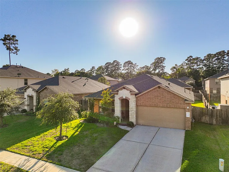 138 Meadow Grove Dr — Photo 6