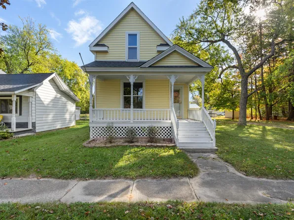 235 Orton St, Howard City, MI 49329