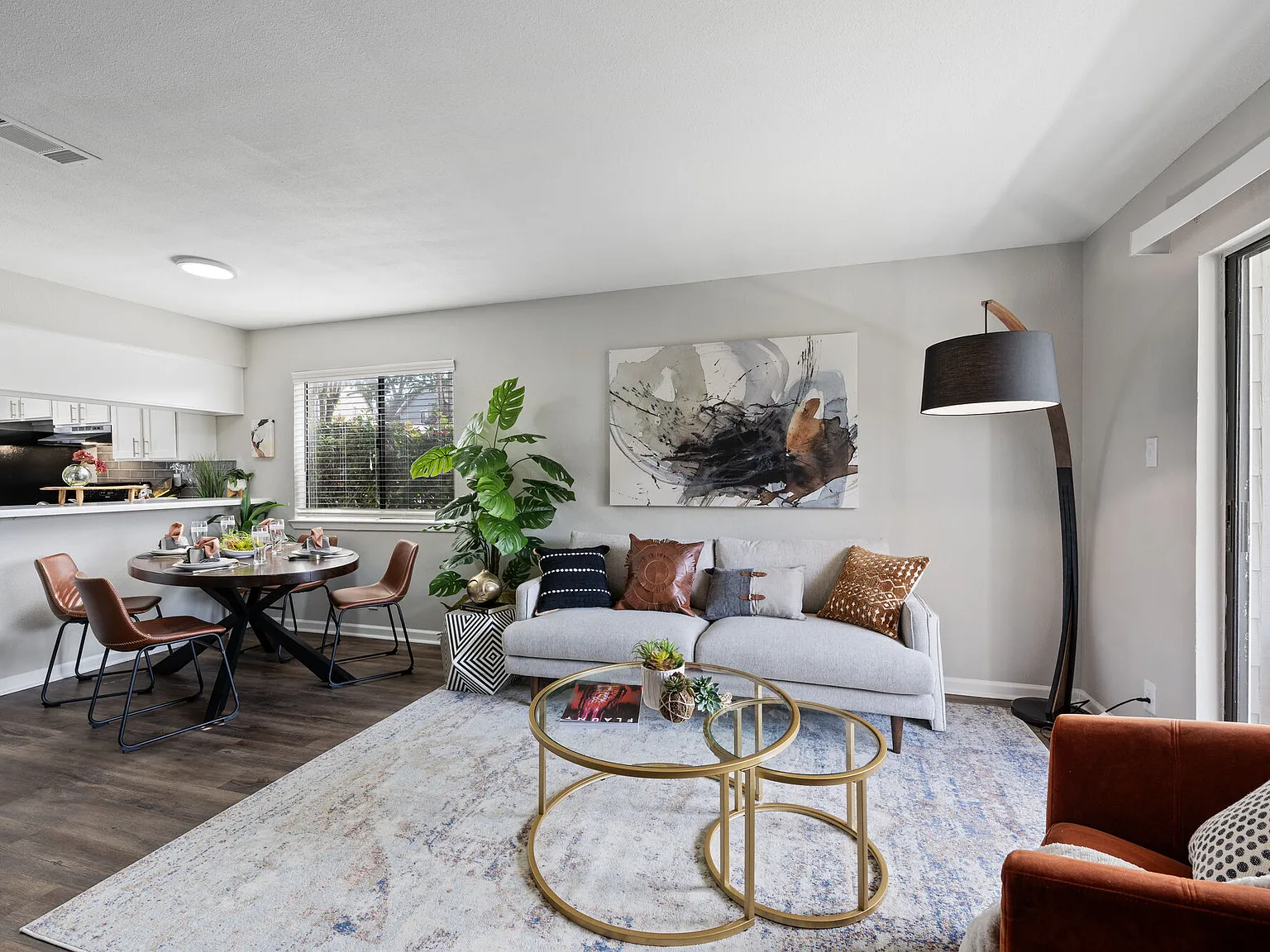 The Hilltop Apartment Homes — Photo 2