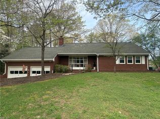 202 Brokenbridge Rd, Yorktown, VA 23692