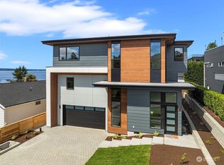 2332 NW 98th St, Seattle, WA 98117