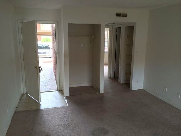 5th image of 8811 Crestview Dr APT A