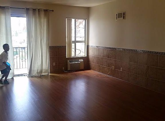 4th image of 8220 Vincetta Dr Unit 35