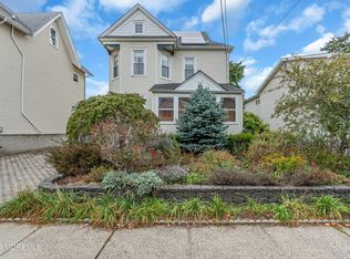 45 2nd St, Keyport, NJ 07735