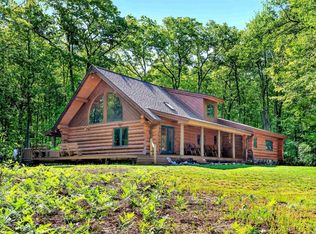 837 E Whitetail Dr, Midland, MI 48640