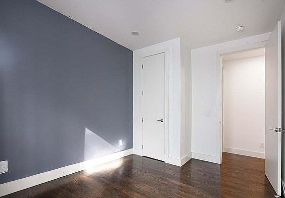 5th image of 181 Claremont Ave #5G