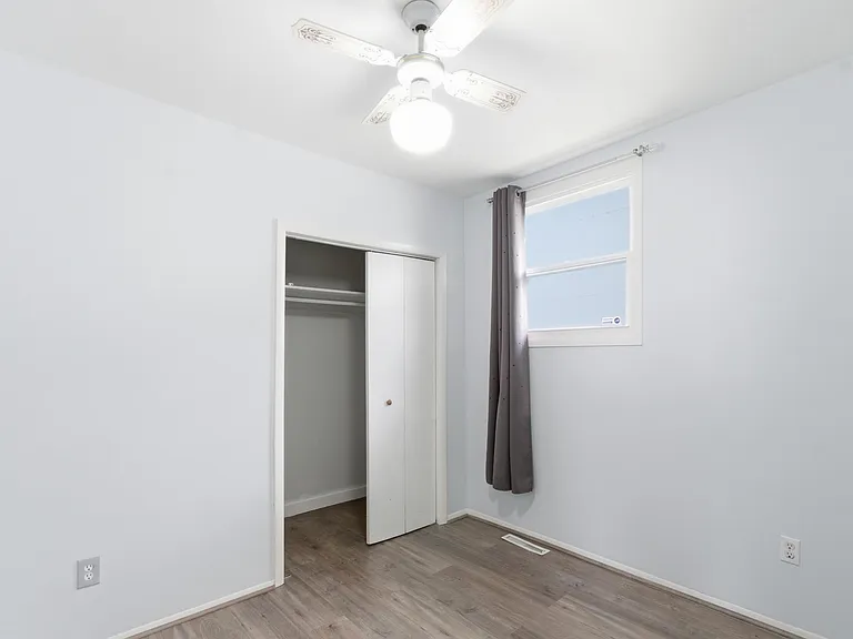 27033 Brush St — Photo 14