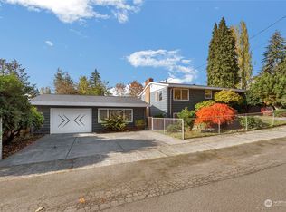 12821 25th Ave NE, Seattle, WA 98125