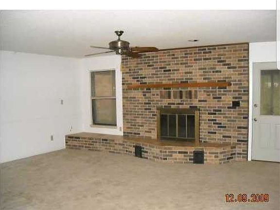 2nd image of 107 Troy Cir