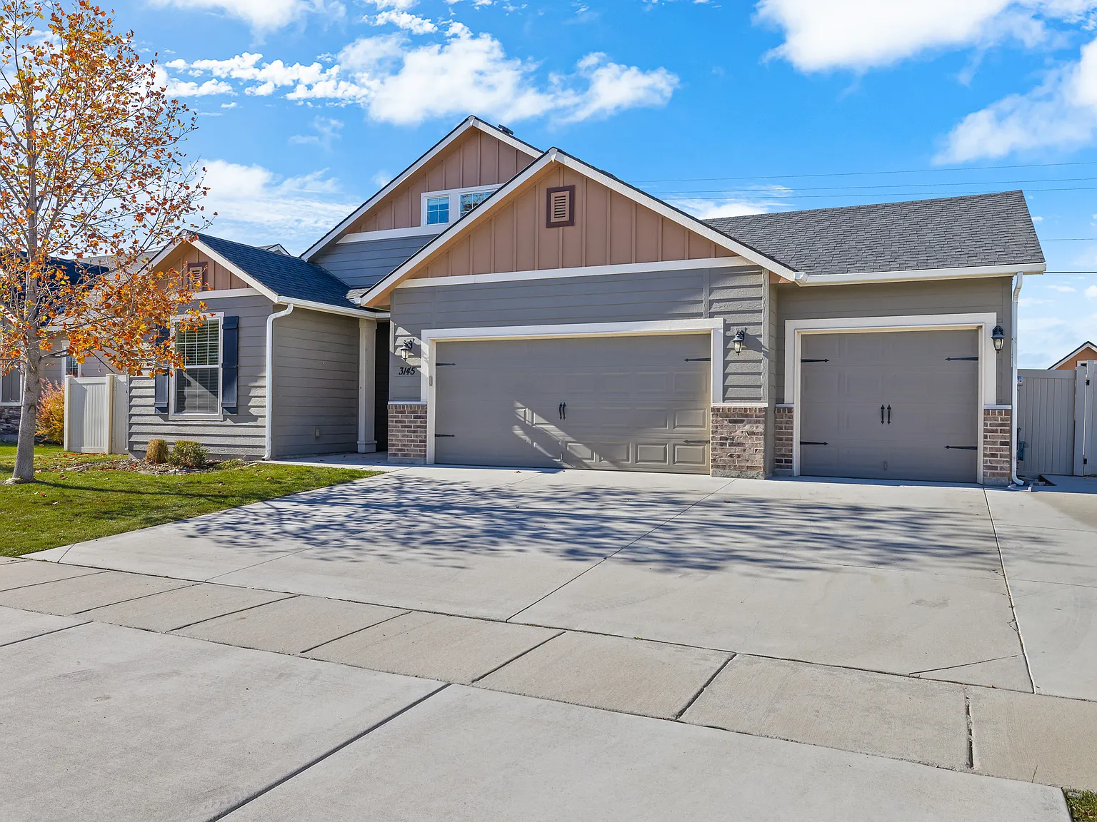 4 bed, 1851 sqft, $2,795 — Photo 3