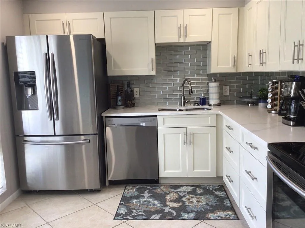 2 bed, 2.0 bath, 1335 sqft, $5,000 — Photo 4
