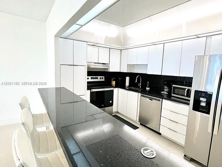 19370 Collins Ave #918 — Photo 10
