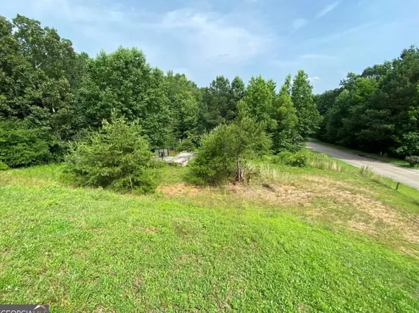 3127 Thorn Bush Dr, Gainesville, GA 30507