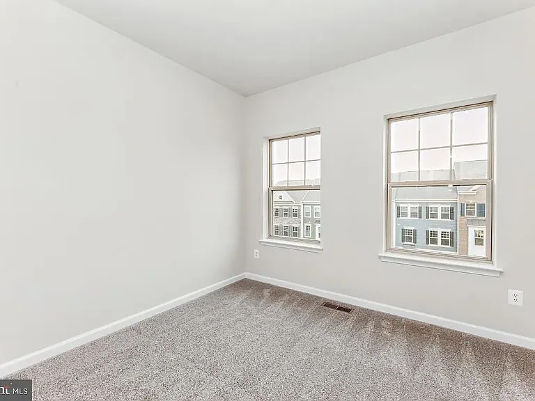 9304 Barnes Loop — Photo 22