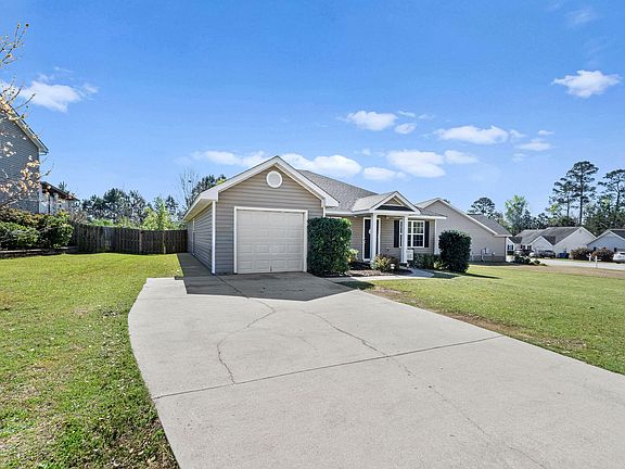 3rd image of 717 Keyes Drive