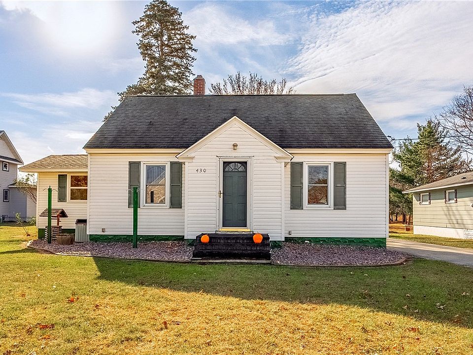 1st image of 430 Pine Avenue
