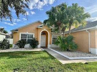 1444 Flatwood Ct, New Port Richey, FL 34655
