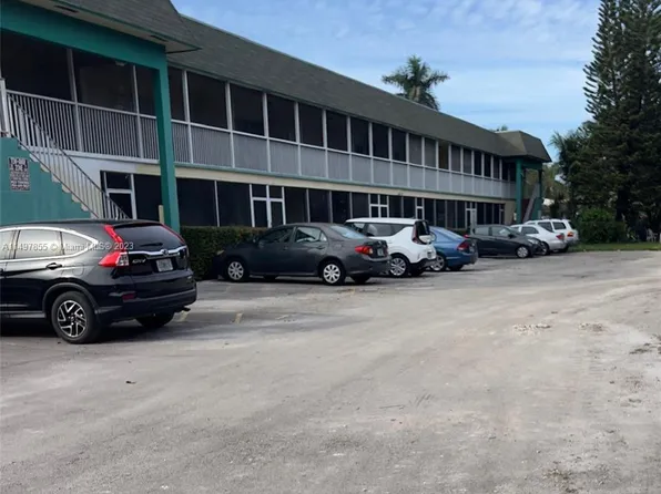 2905 Pierce St APT 14, Hollywood, FL 33020