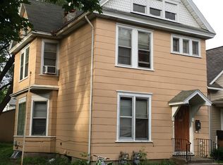 458 Thomas Ave, Saint Paul, MN 55103