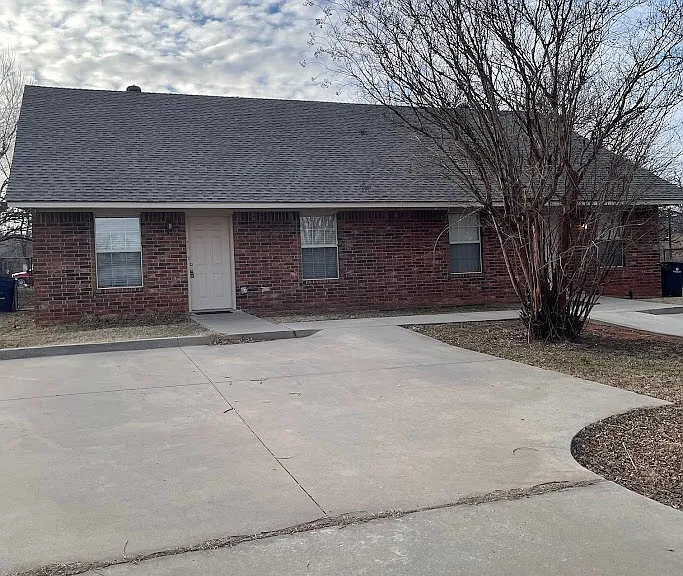 509 N Harrison Ave — Photo 1