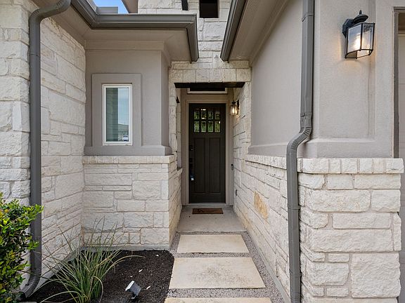 3rd image of 12513 Javea Dr