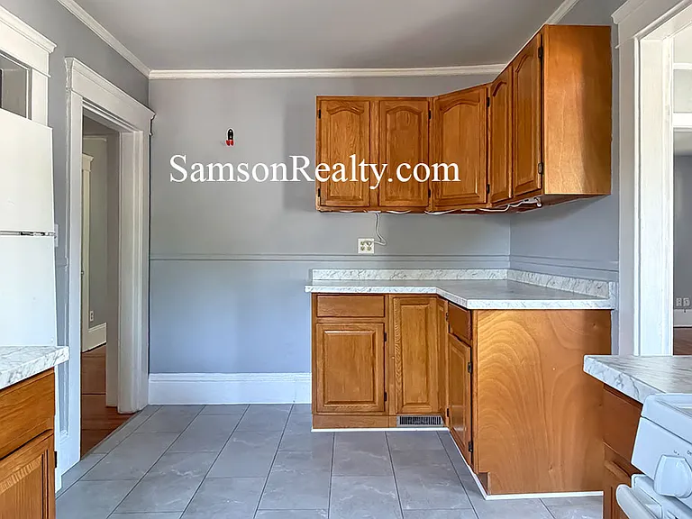 38 Viola Ave #2 — Photo 20