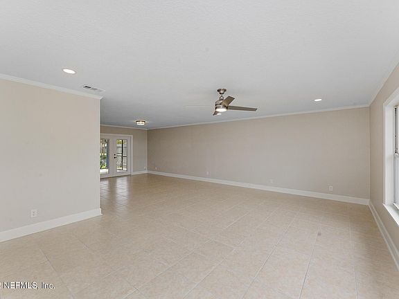 4th image of 695 A1a #24-unit 24
