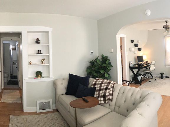 4th image of 1575 E Roosevelt Ave