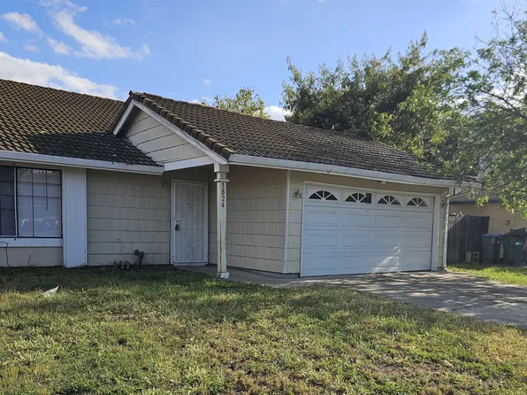 1824 Chambord Dr, Stockton, CA 95210