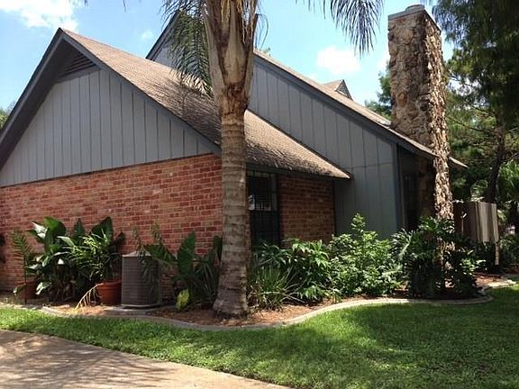 2nd image of 4122 Loire Dr APT A