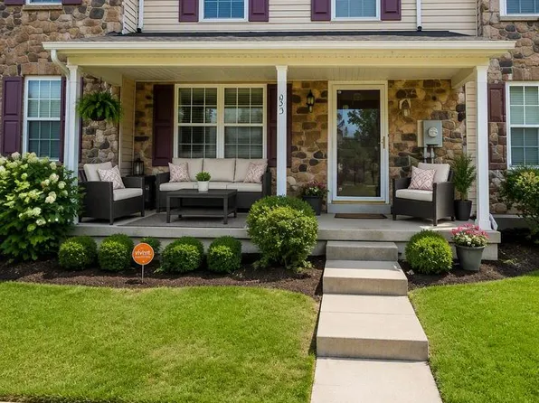 53 Normans Ford Dr, Sicklerville, NJ 08081